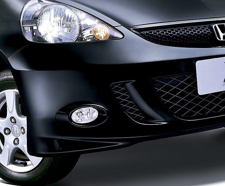 图为新飞度外观及细节