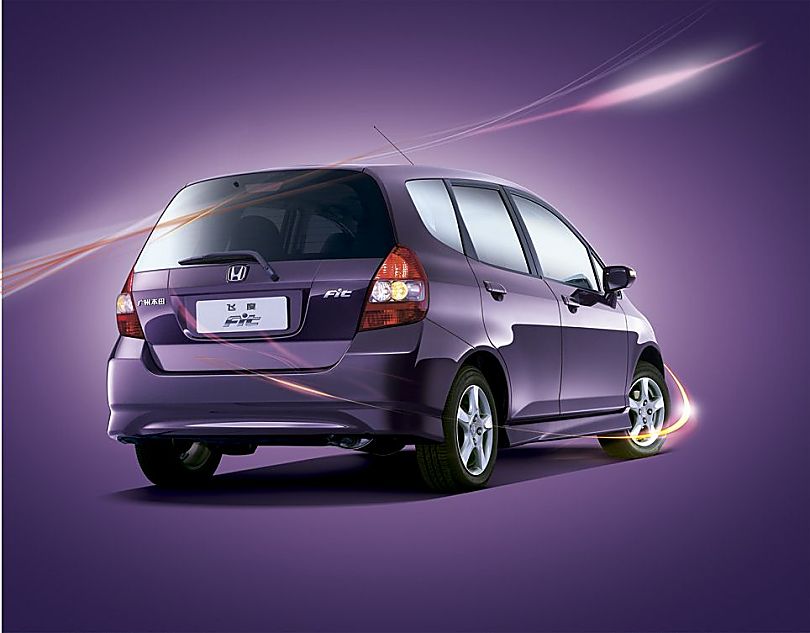 图为新飞度外观及细节