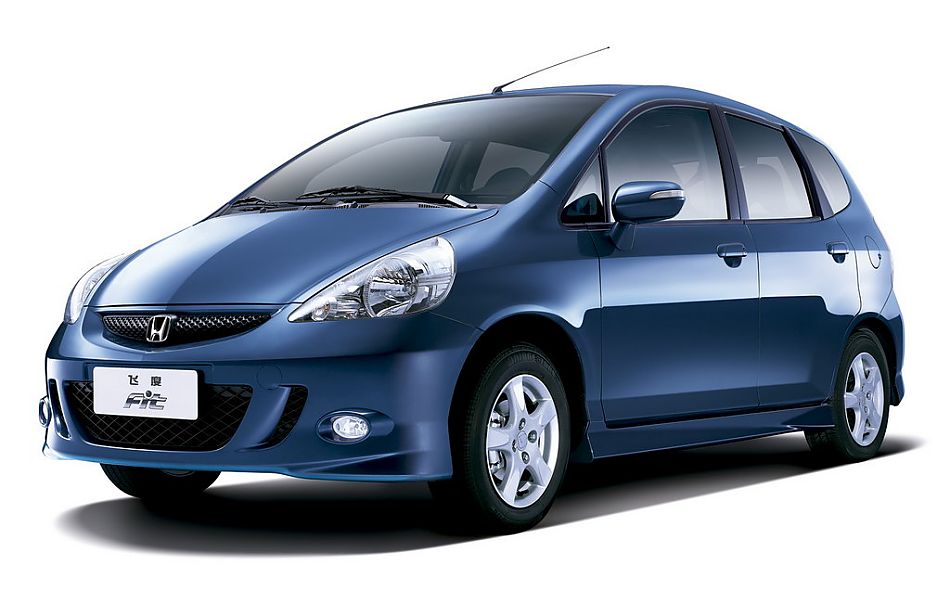 图为新飞度外观及细节