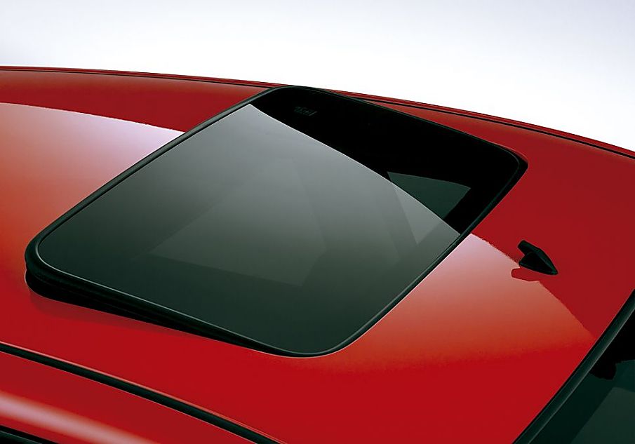 图为新飞度外观及细节