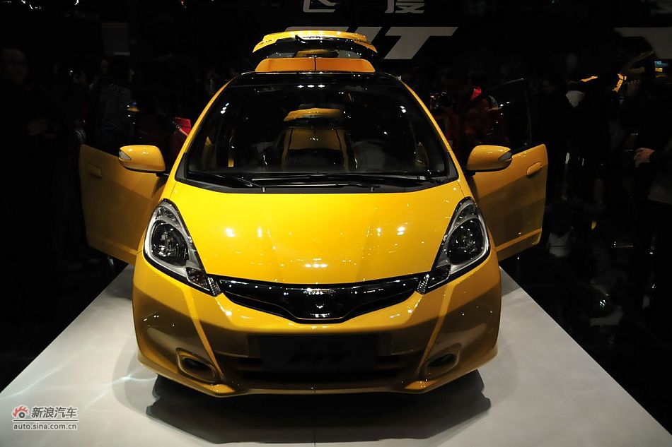 2011款新飞度上市现场图