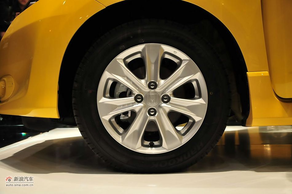 2011款新飞度上市现场图