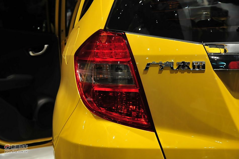 2011款新飞度上市现场图