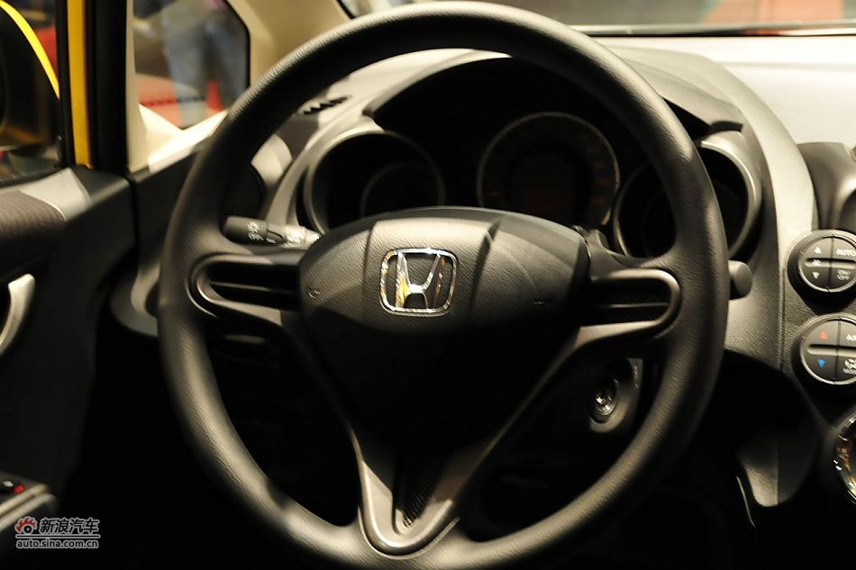 2011款飞度上市现场图