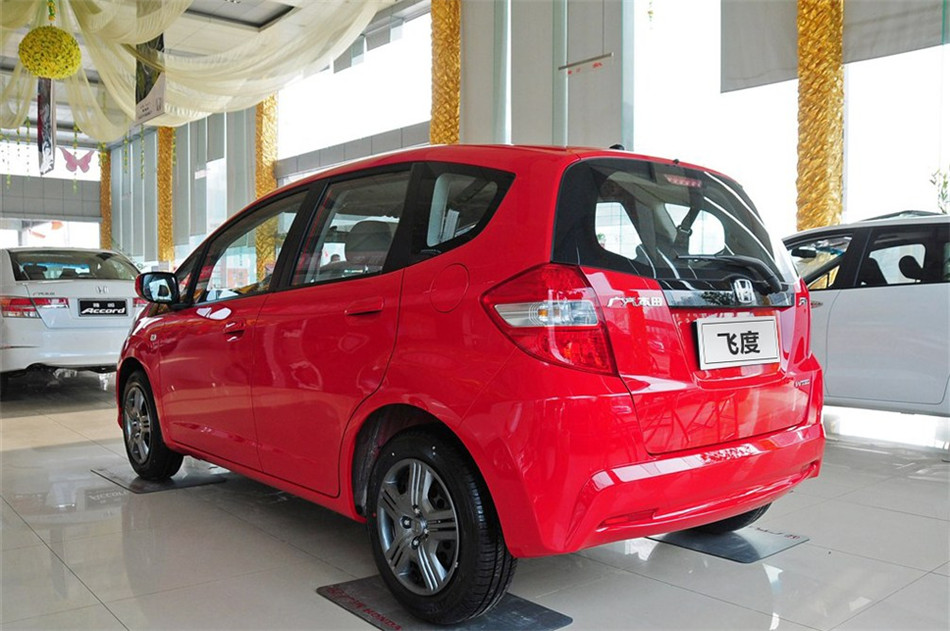 2011款本田飞度1.3L手动舒适版