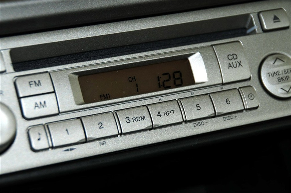 2011款本田飞度1.3L手动舒适版