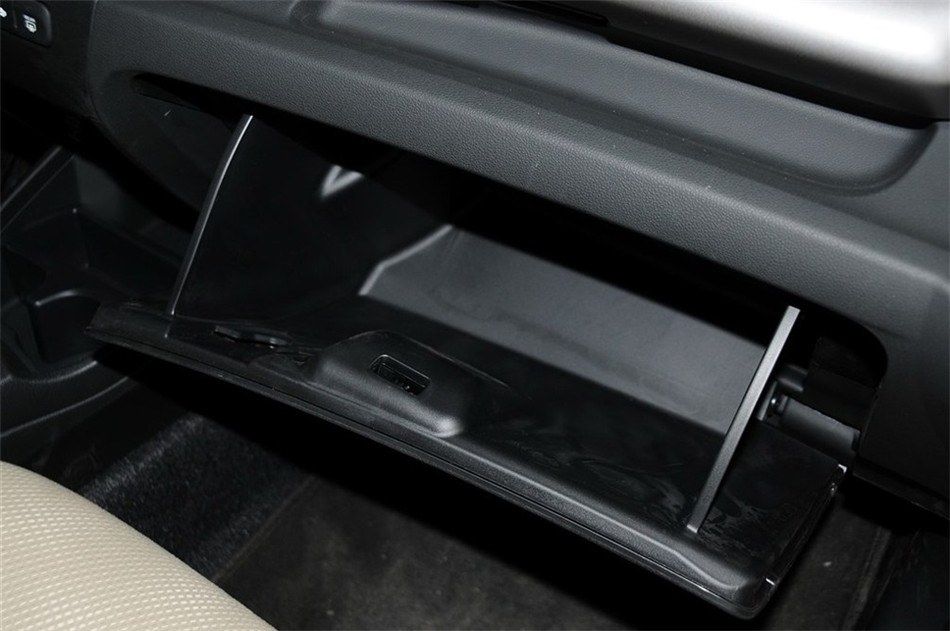 2011款本田飞度1.3L手动舒适版