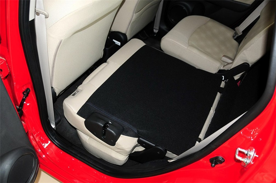 2011款本田飞度1.3L手动舒适版