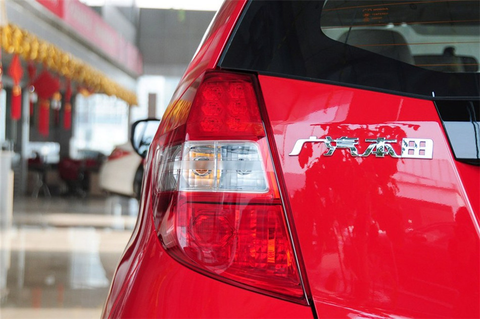 2011款本田飞度1.3L手动舒适版