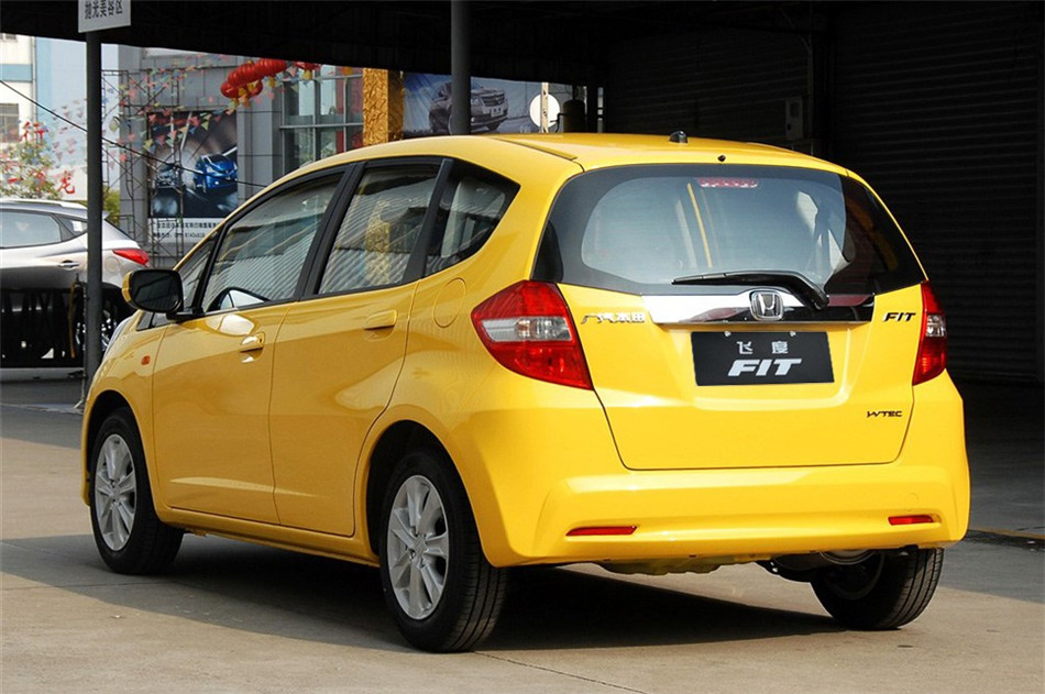 2011款本田飞度1.5L自动豪华版