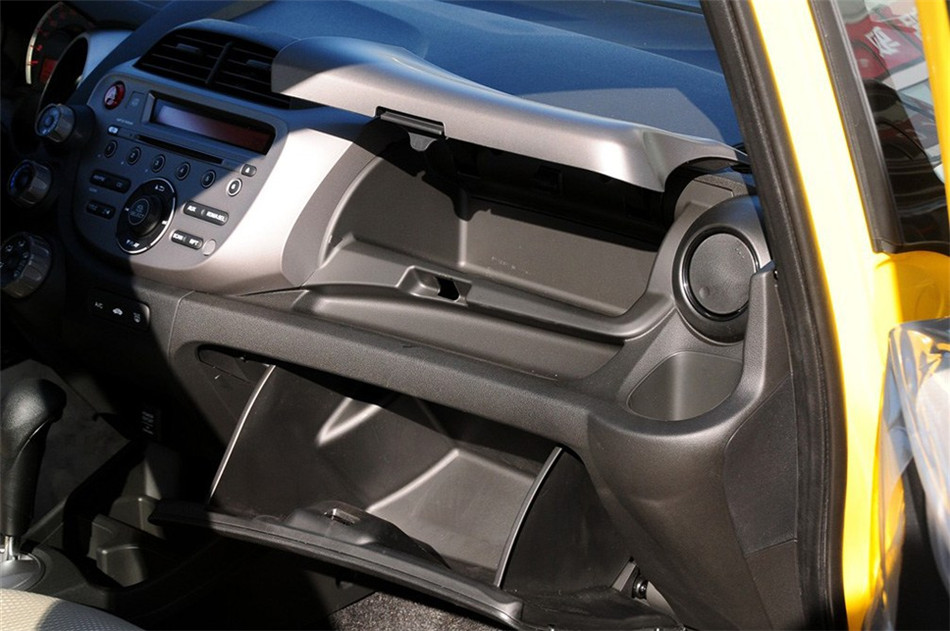 2011款本田飞度1.5L自动豪华版