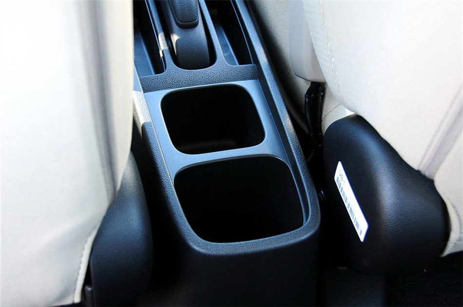 2011款本田飞度1.5L自动豪华版