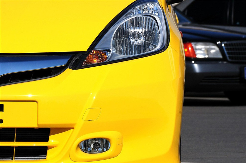 2011款本田飞度1.5L自动豪华版