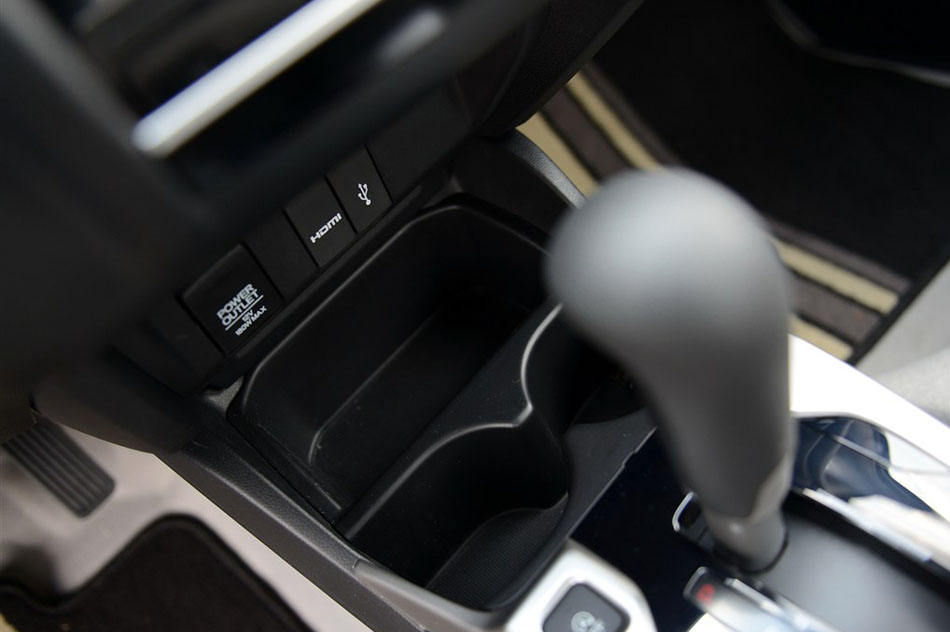 2014款 1.5L EXLI CVT领先型 内饰