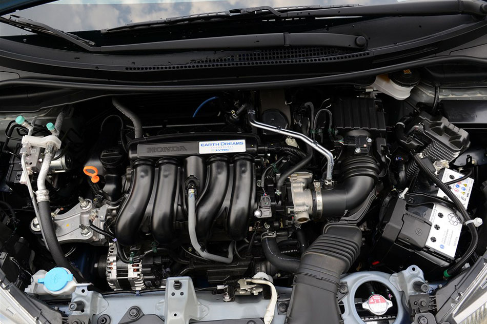 2014款 1.5L EXLI CVT领先型 引擎底盘