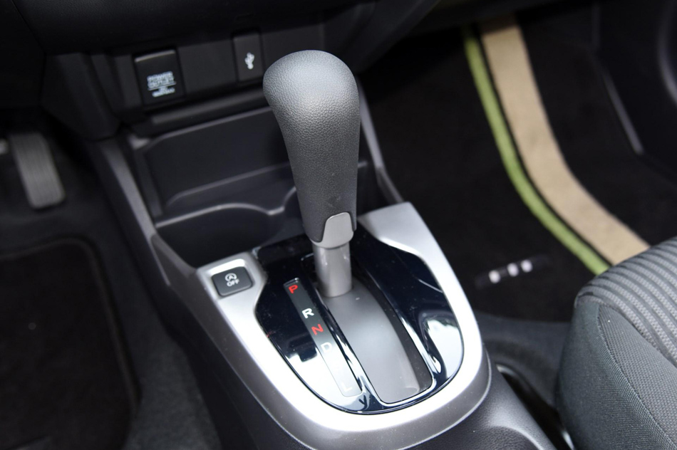 2018款 1.5L CVT豪华版 内饰