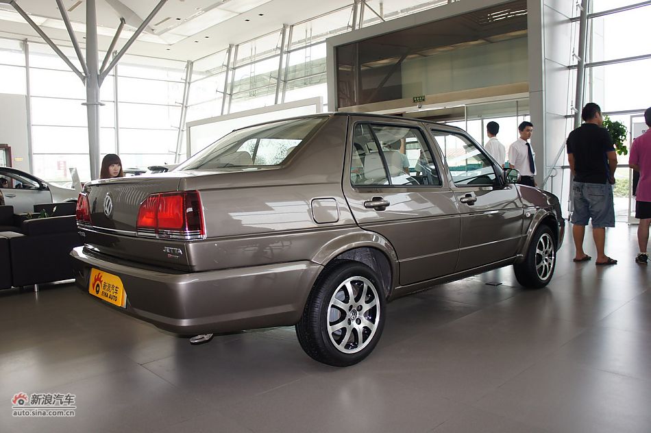 2011款1.6纪念版捷达