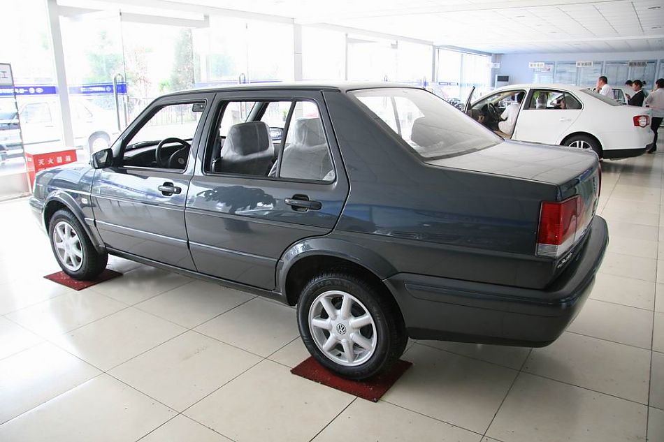 一汽大众新捷达外观