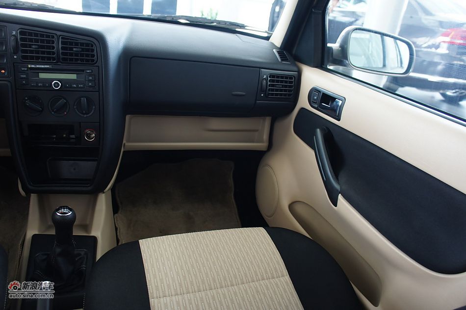 2011款1.6纪念版捷达