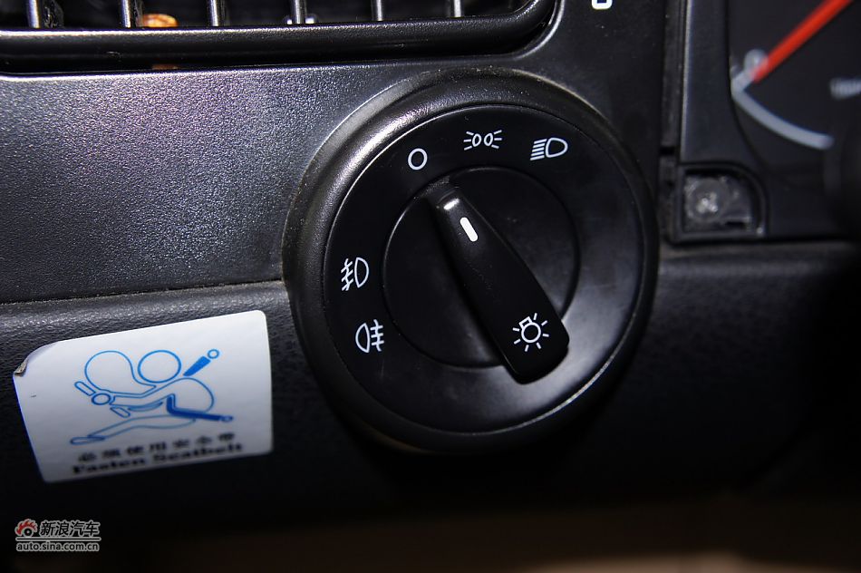 2011款1.6纪念版捷达