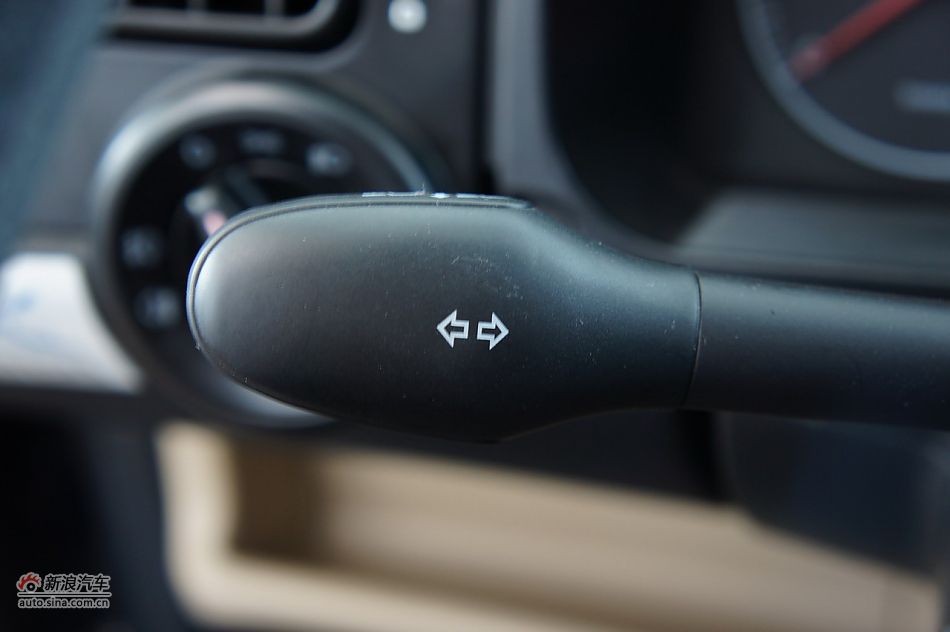 2011款1.6纪念版捷达