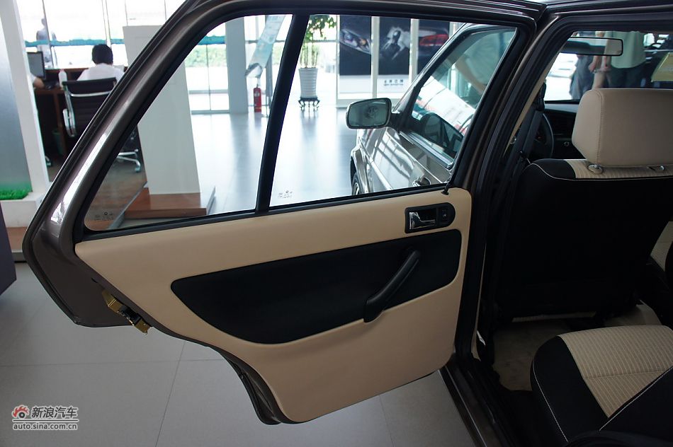 2011款1.6纪念版捷达