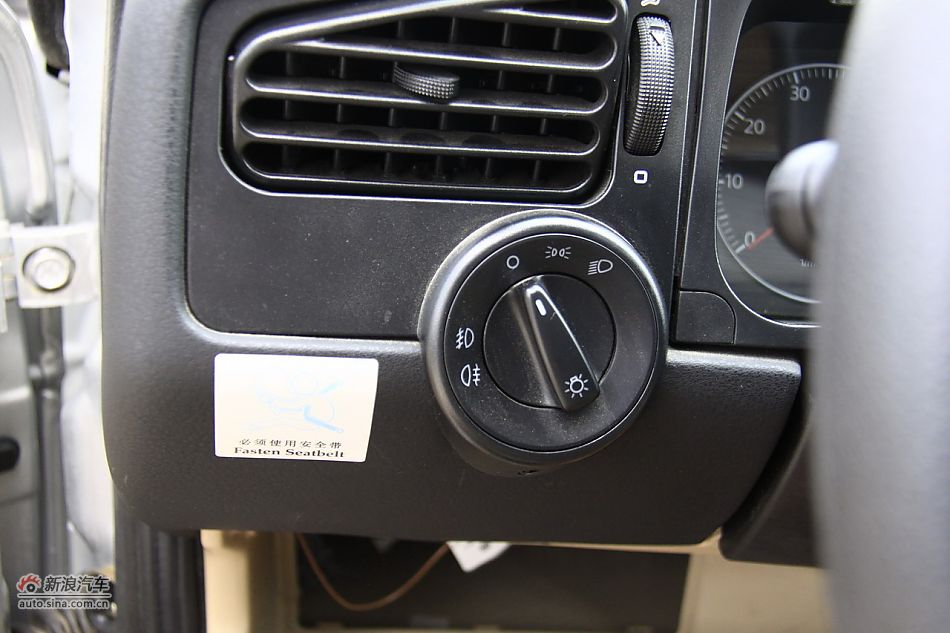 新捷达1.6L前卫版