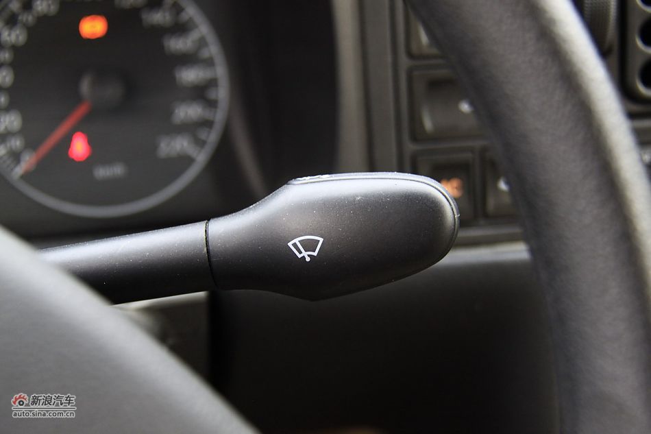 新捷达1.6L前卫版