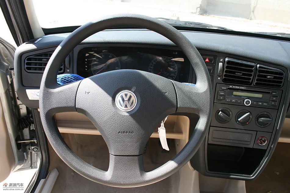 2010款捷达伙伴内饰实拍
