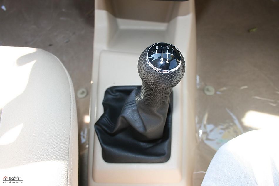 2010款捷达伙伴内饰实拍