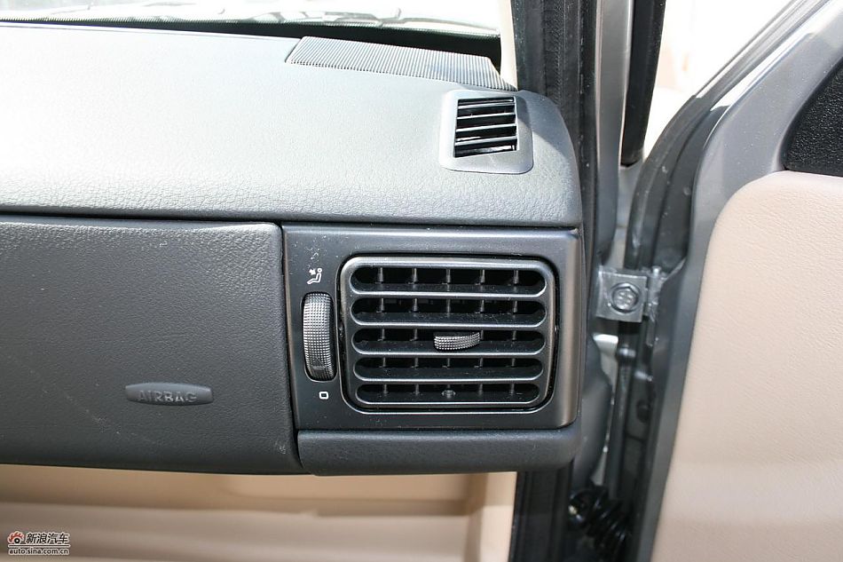 2010款捷达伙伴内饰实拍