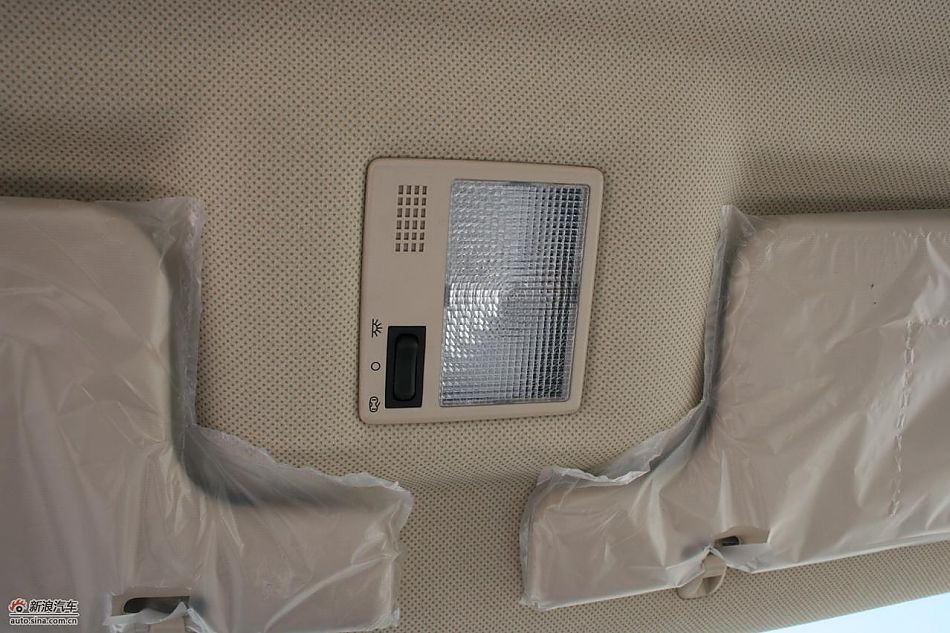 2010款捷达伙伴内饰实拍