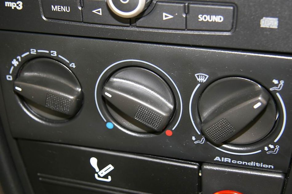 一汽大众新捷达中控台