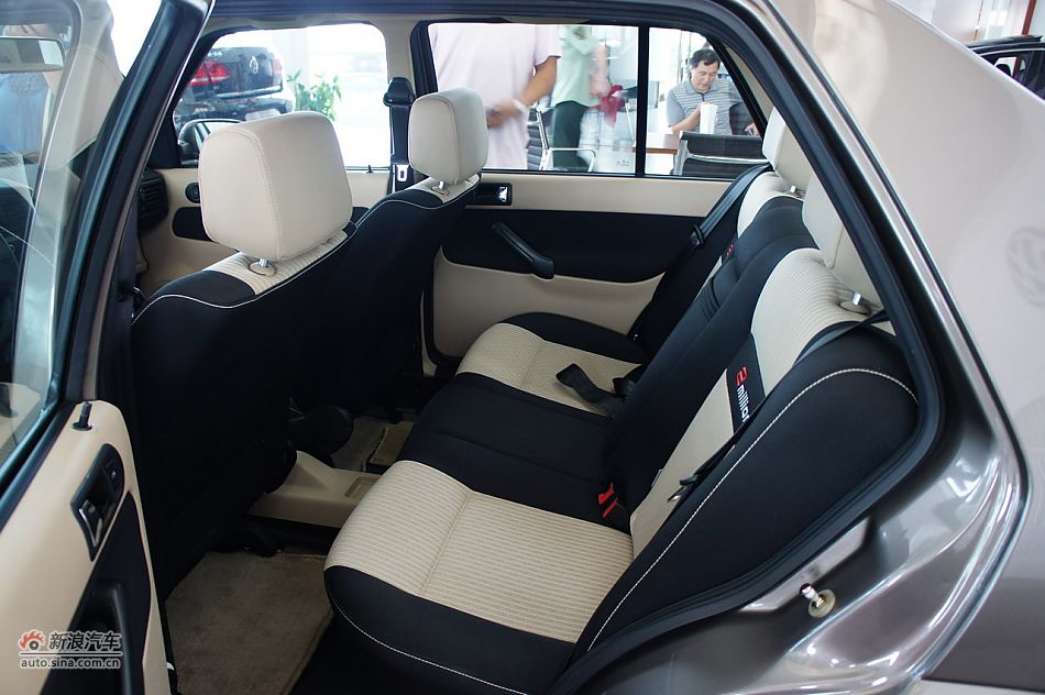 2011款1.6纪念版捷达