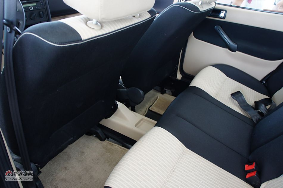 2011款1.6纪念版捷达