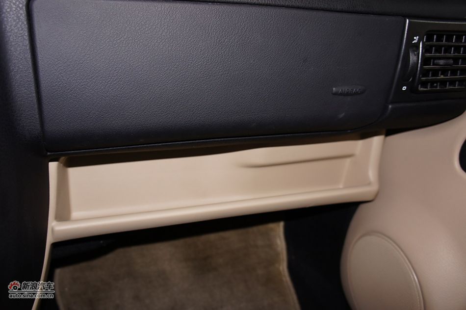 2011款1.6纪念版捷达