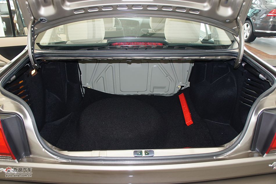 2011款1.6纪念版捷达