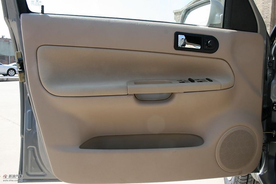2010款捷达伙伴内饰实拍