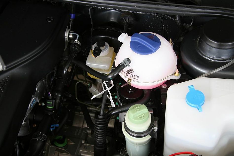 一汽大众新捷达发动机图片