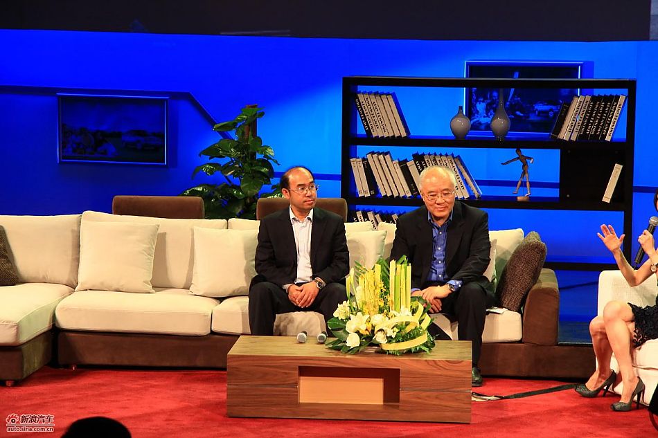 鲁豫现场采访李安定