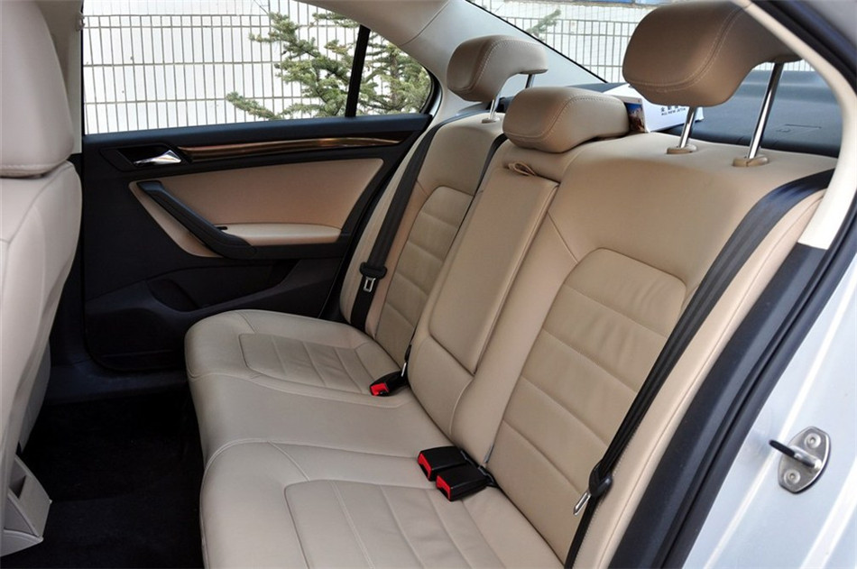 2013款捷达1.6L手动豪华型