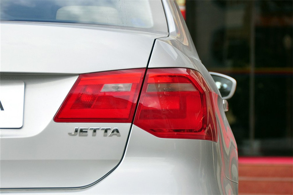 2013款捷达1.6L手动豪华型