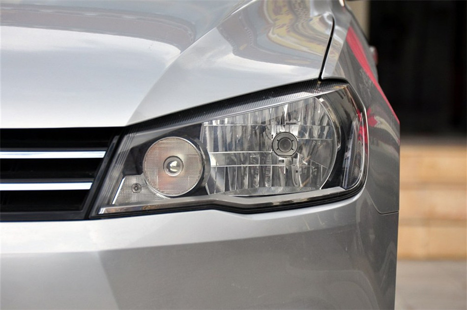 2013款捷达1.6L手动豪华型