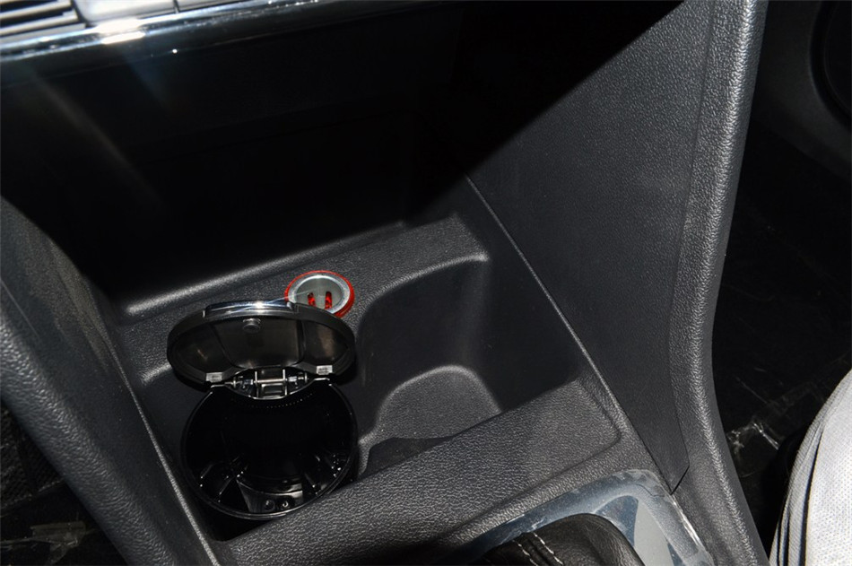 2013款捷达1.6L自动豪华型