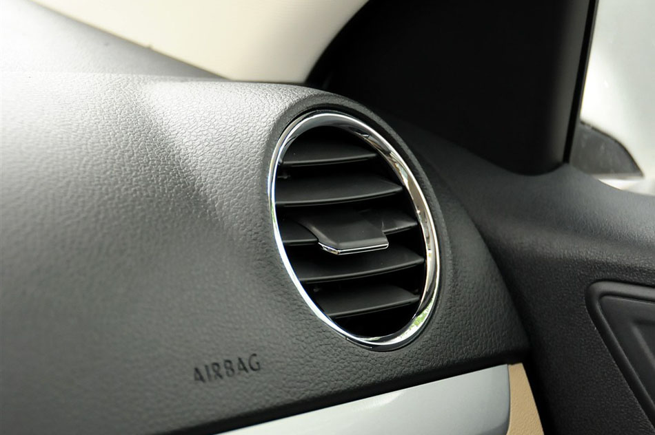 2015款 1.6L 自动舒适型 内饰