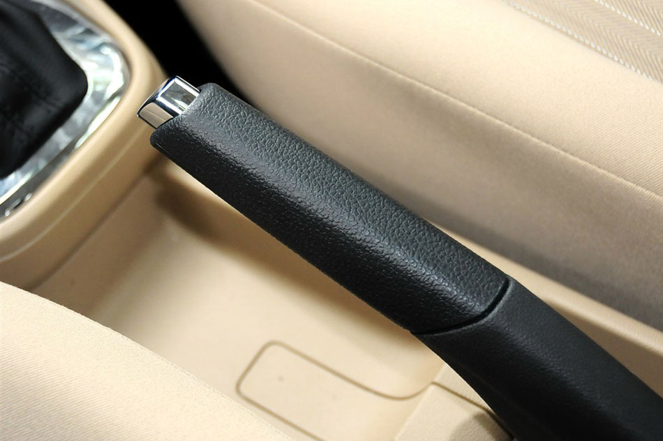 2015款 1.6L 自动舒适型 内饰