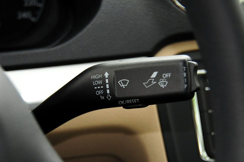 2015款 1.6L 自动舒适型 内饰