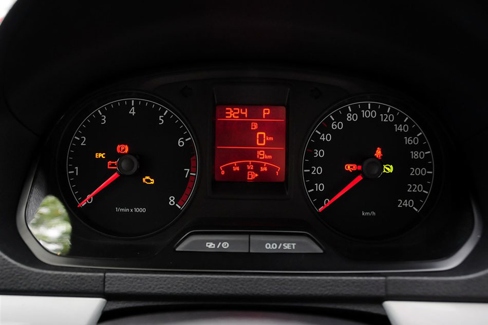 2015款 1.6L 自动舒适型 内饰