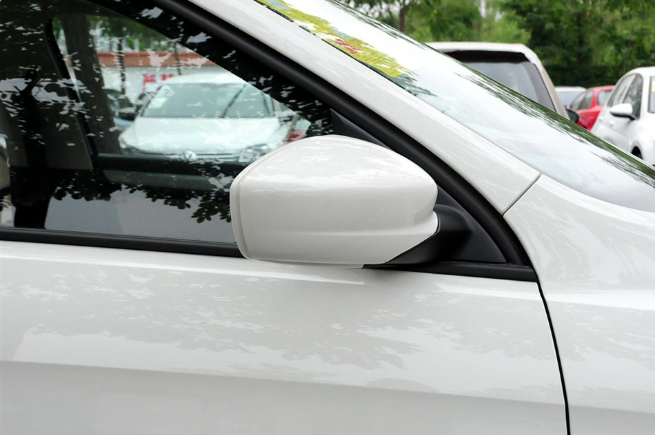 2015款 1.6L 自动舒适型 其他