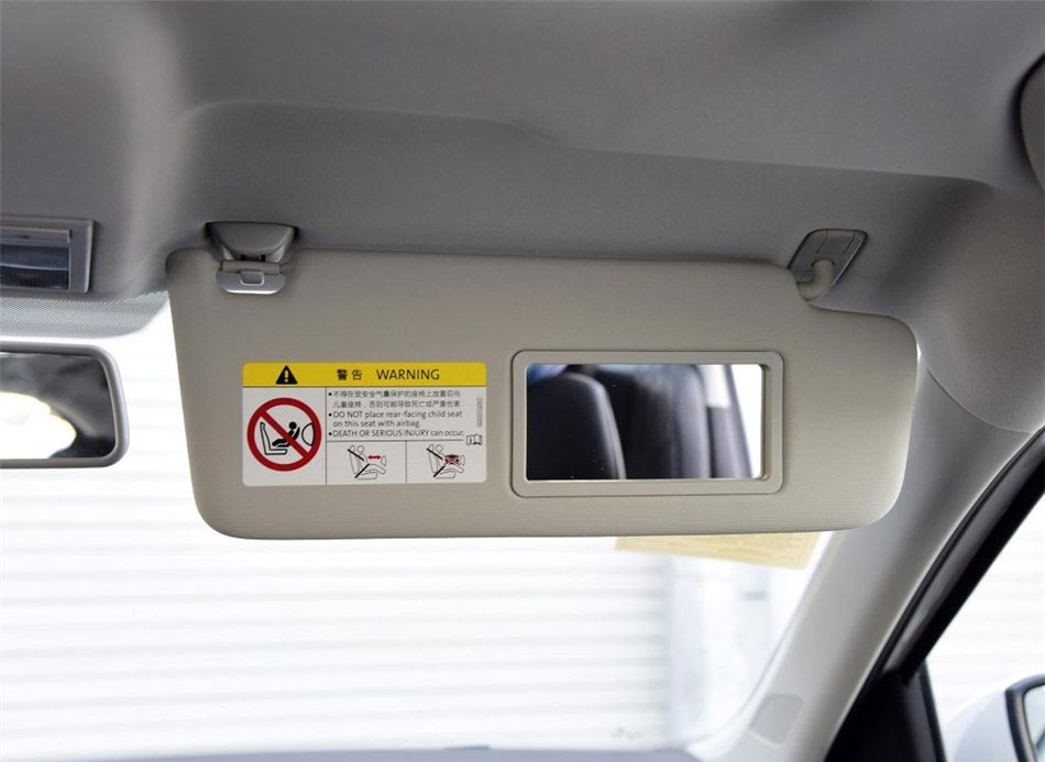 2017款捷达1.5L 自动舒适型 座椅空间